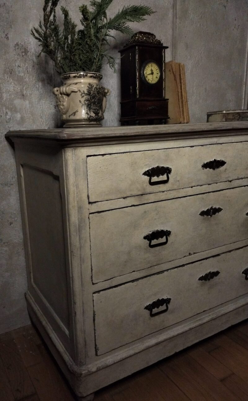 Antique Beige Commode - Image 3